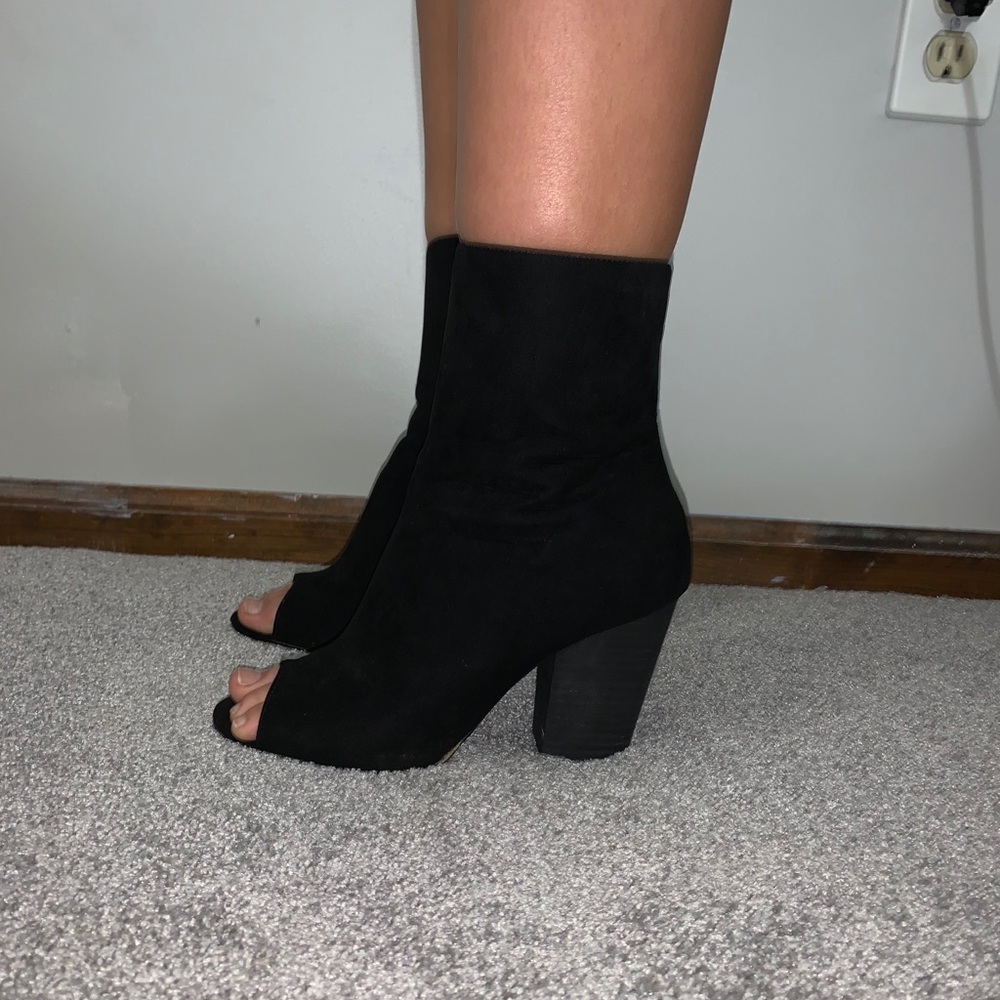 above the ankle open toed heels